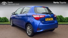 Toyota Yaris 1.5 Hybrid Icon Tech 5dr CVT Hybrid Hatchback